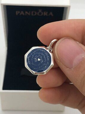 ✨✨Pandora ME Galaxy Heart Medallion Charm